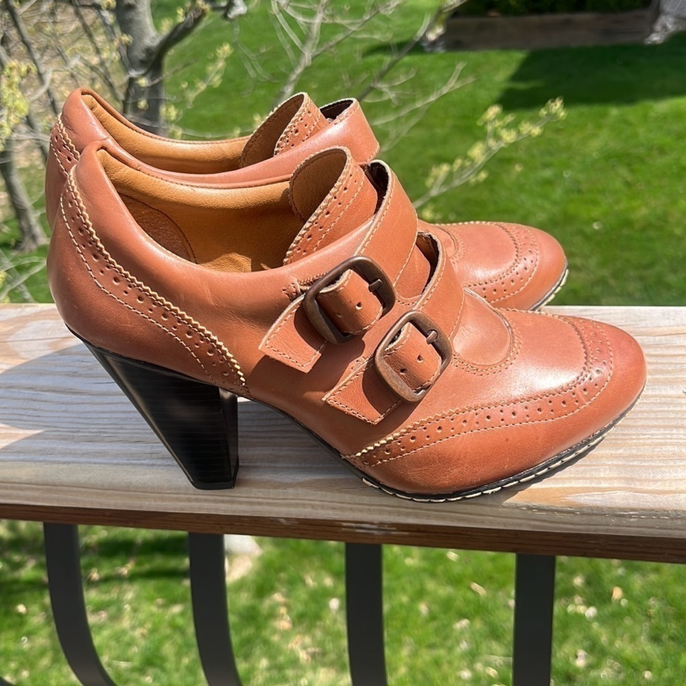 SOFFT Euro Soft Sadie’s buckle booties block heel brown size 9 vintage look - Picture 8 of 10